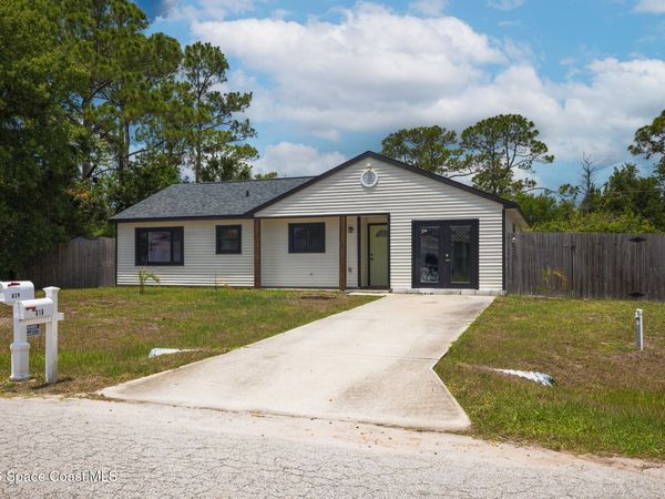 818 Brittan Avenue SE , Palm Bay, FL 32909