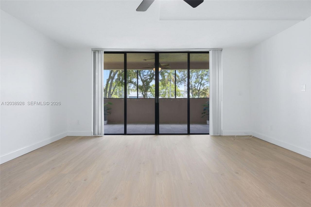 6800 Cypress Rd , Unit 201, Plantation, FL 33317 Photo