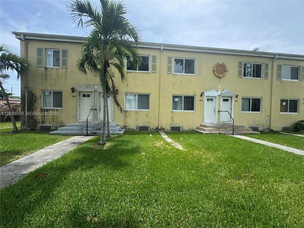 8456 NW 4th Ct , Unit 8456, Miami, FL 33150
