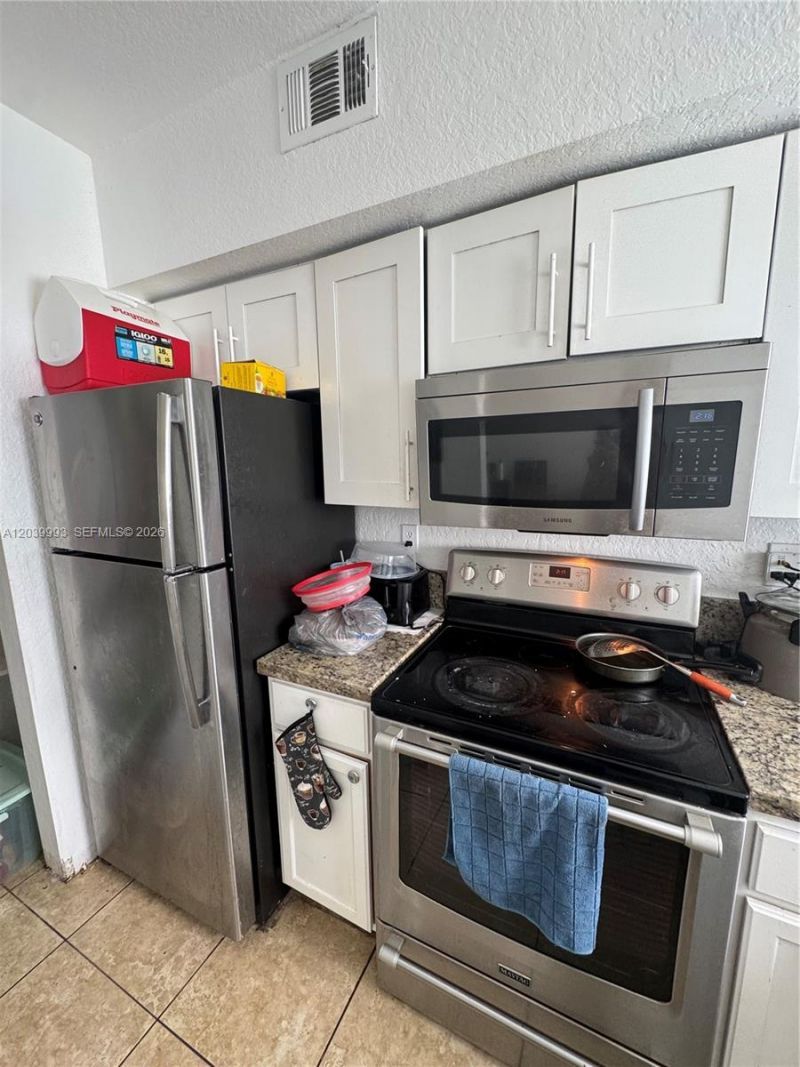 8456 NW 4th Ct , Unit 8456, Miami, FL 33150 Photo