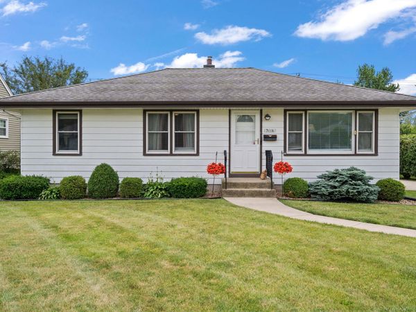 3116 Lincoln Street , Highland, IN 46322