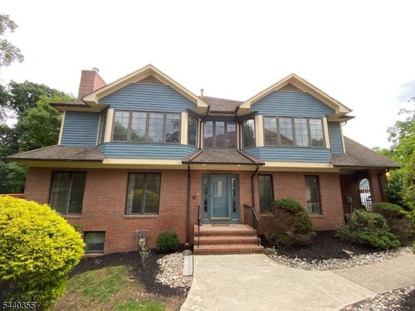 126 Mary Alice Ct, Union, NJ 07083