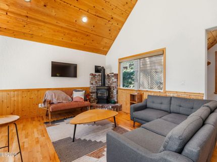 384 Maryanne Drive, Stateline, NV 89449 Photo