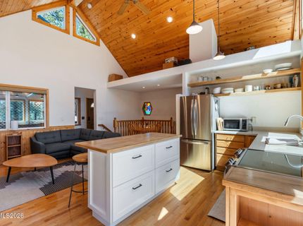 384 Maryanne Drive, Stateline, NV 89449 Photo