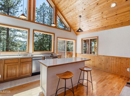 384 Maryanne Drive, Stateline, NV 89449 Photo
