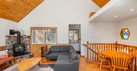 384 Maryanne Drive, Stateline, NV 89449 Photo
