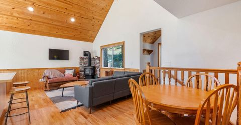 384 Maryanne Drive, Stateline, NV 89449 Photo