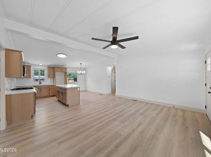 17585 Fantail Street, Reno, NV 89508 Photo