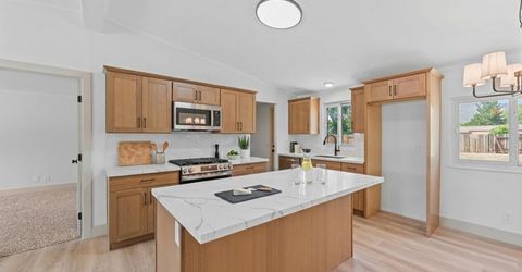 17585 Fantail Street, Reno, NV 89508 Photo