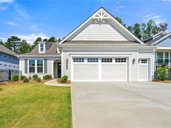 428 Geneva Way , Hoschton, GA 30548