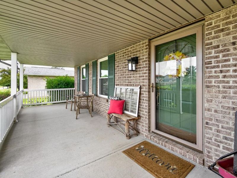 3689 Stockbridge Lane, Fairfield Twp, OH 45011 Photo 2