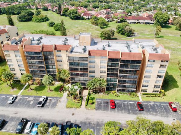 3821 Environ Boulevard, Unit 203, Lauderhill, FL 33319