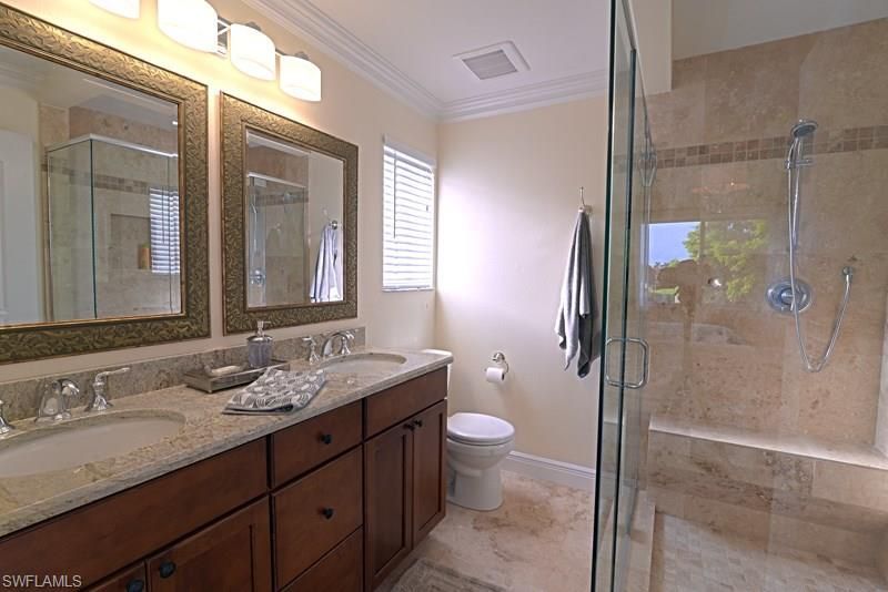 7778 Emerald Cir , Unit 204, Naples, FL 34109 Photo
