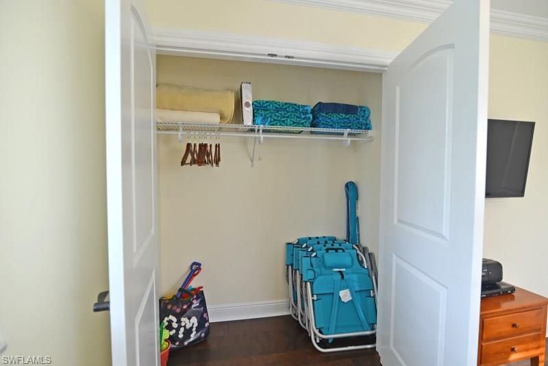 7778 Emerald Cir , Unit 204, Naples, FL 34109 Photo