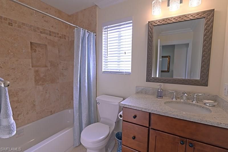 7778 Emerald Cir , Unit 204, Naples, FL 34109 Photo