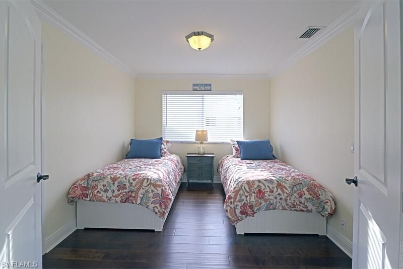 7778 Emerald Cir , Unit 204, Naples, FL 34109 Photo