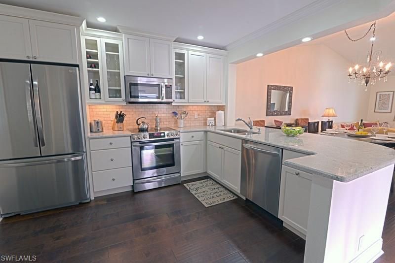 7778 Emerald Cir , Unit 204, Naples, FL 34109 Photo