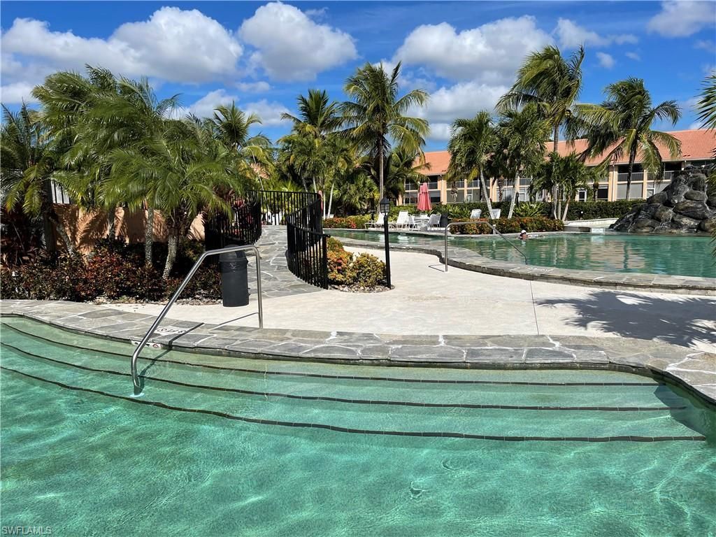 6590 Beach Resort Dr , Unit 305, Naples, FL 34114 Photo