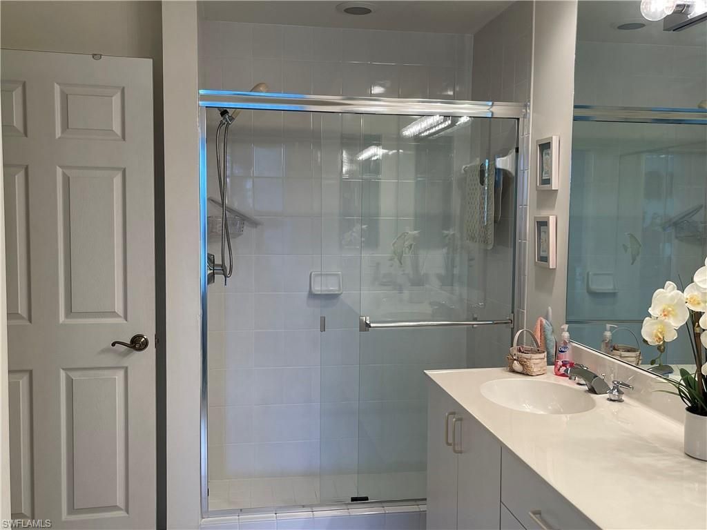6590 Beach Resort Dr , Unit 305, Naples, FL 34114 Photo