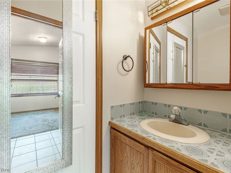1038 E 21st Street, Ashtabula, OH 44004 Photo 14