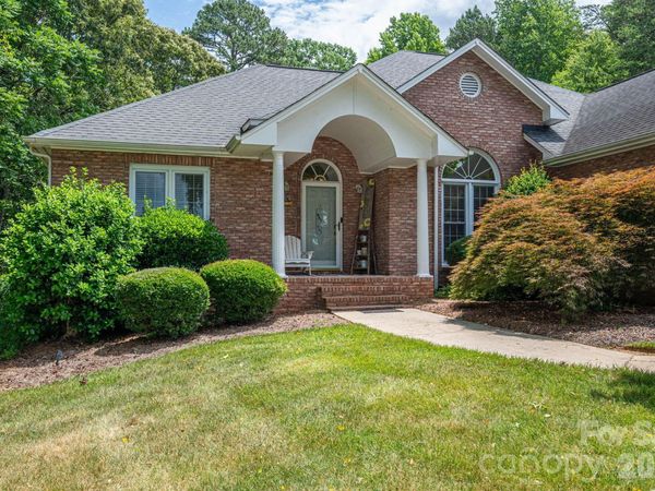 1080 Mackey Court , Gastonia, NC 28056