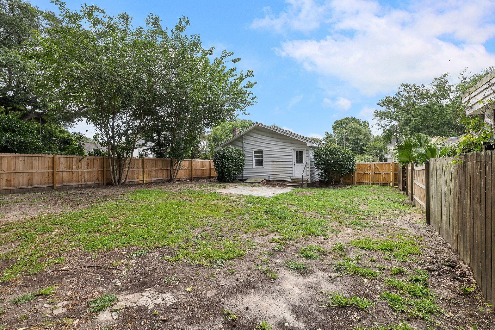 4615 O'hear Avenue Photo 18