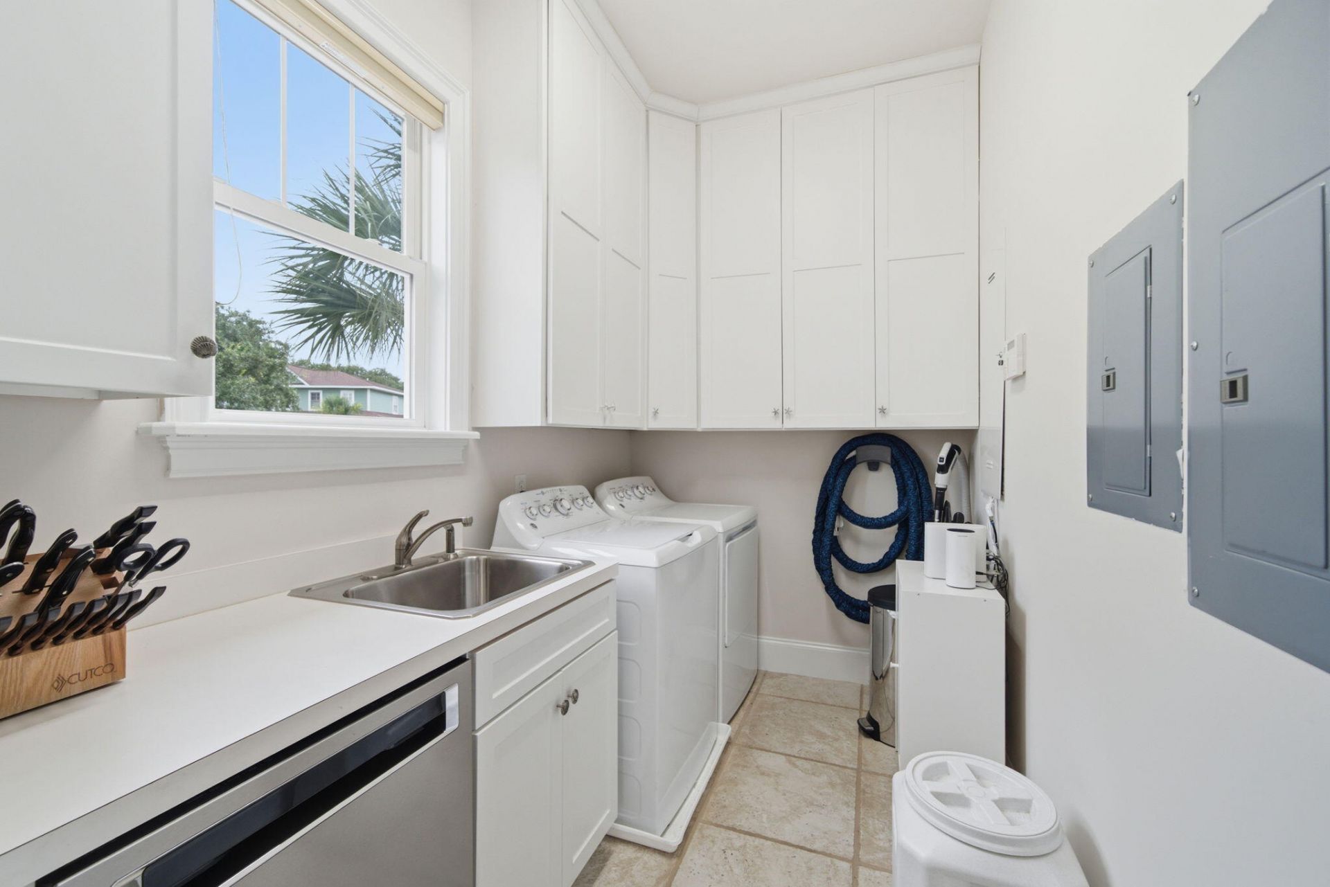 5027 Barrier Island Court Photo 27