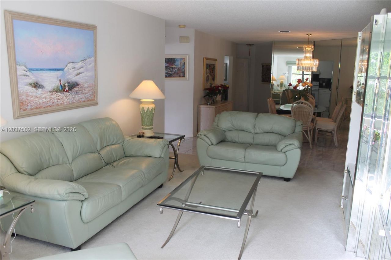 4400 NW 30th St, Unit 326, Coconut Creek, FL 33066 Photo
