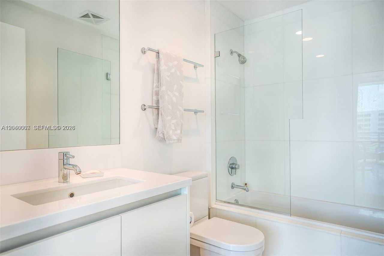 1445 16th St, Unit 1103, Miami Beach, FL 33139 Photo
