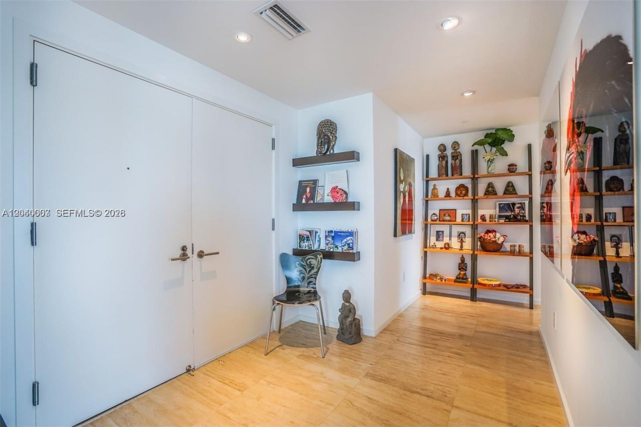 1445 16th St, Unit 1103, Miami Beach, FL 33139 Photo
