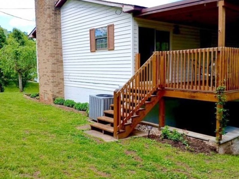 10 1st Court, Belpre, OH 45714 Photo 19