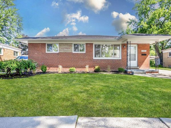 24865 Ridgecroft Avenue, Eastpointe, Mi 48021