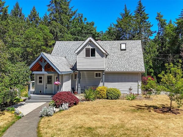 2333 Summerset Rd , Nanoose Bay, BC V9P 9E4