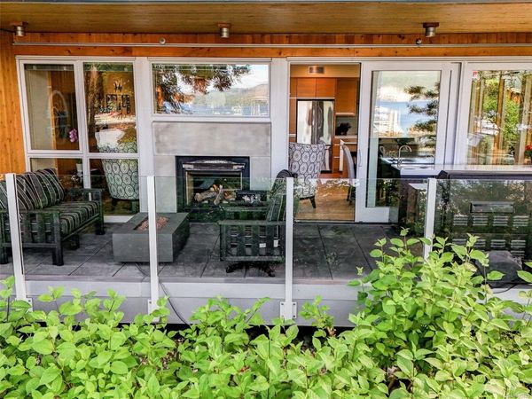 851 Verdier Ave, Unit #101, Central Saanich, BC V8M 1C5