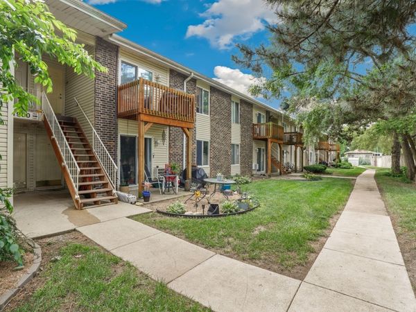1900 Light Road , Unit 202, Oswego, IL 60543