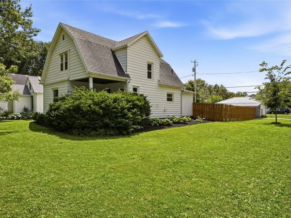 401 S Center Street , Lone Tree, IA 52755