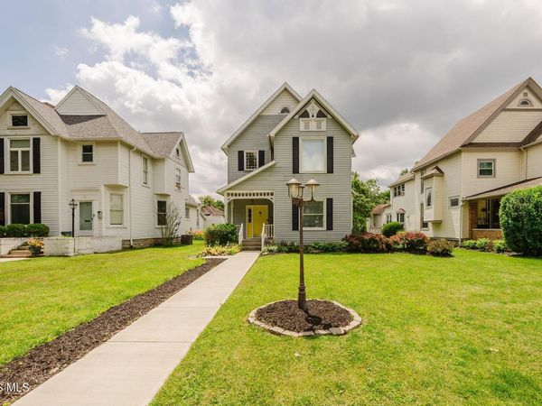 127 1st Street , Findlay, OH 45840