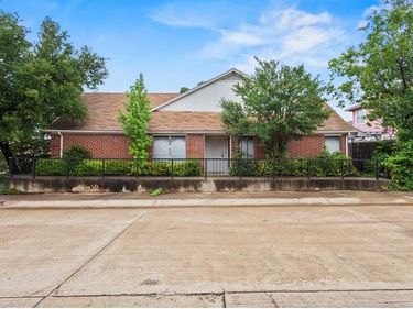 3251 Bellville Drive , Dallas, TX 75228