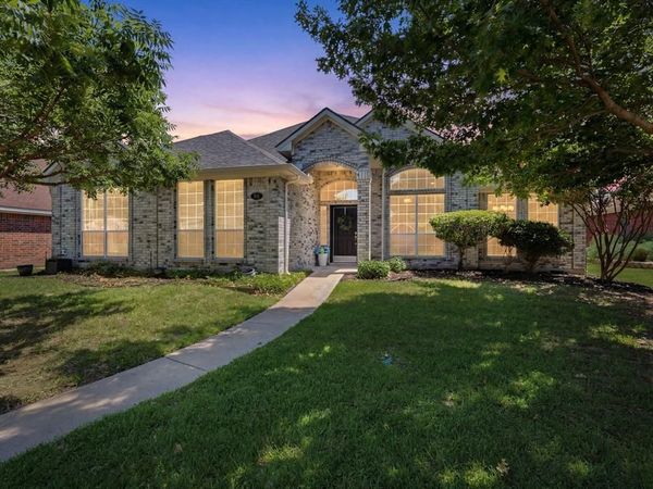 1662 Waterford Drive, Lewisville, TX 75077