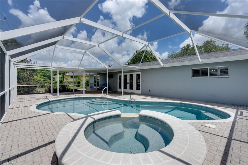 1347 Oaklawn Ct , Fort Myers, FL 33919 Photo