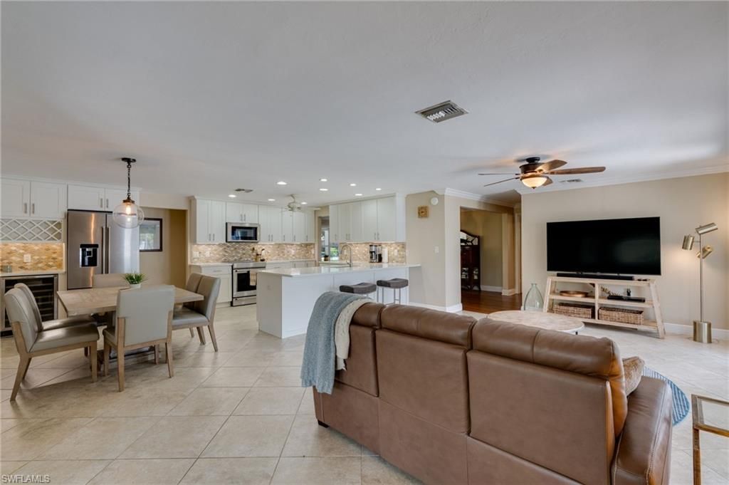 1347 Oaklawn Ct , Fort Myers, FL 33919 Photo