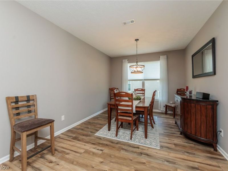 162 Kensington Way, Elyria, OH 44035 Photo 13