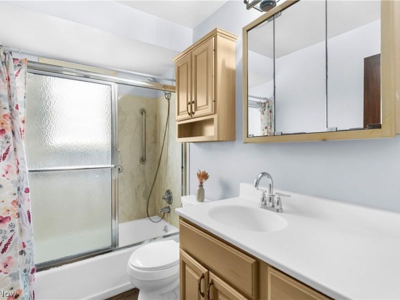 2163 Hollywood Street NE, Warren, OH 44483 Photo 18