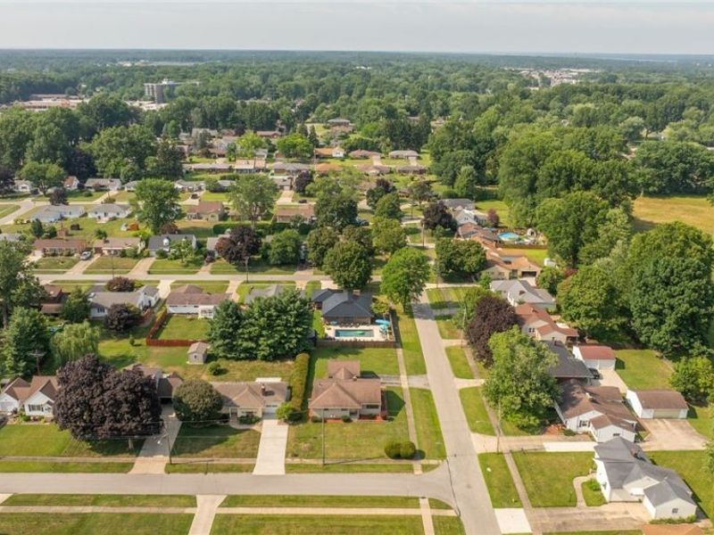 2163 Hollywood Street NE, Warren, OH 44483 Photo 35