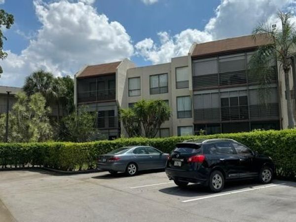 8050 W Mcnab Road, Unit 203, Tamarac, FL 33321