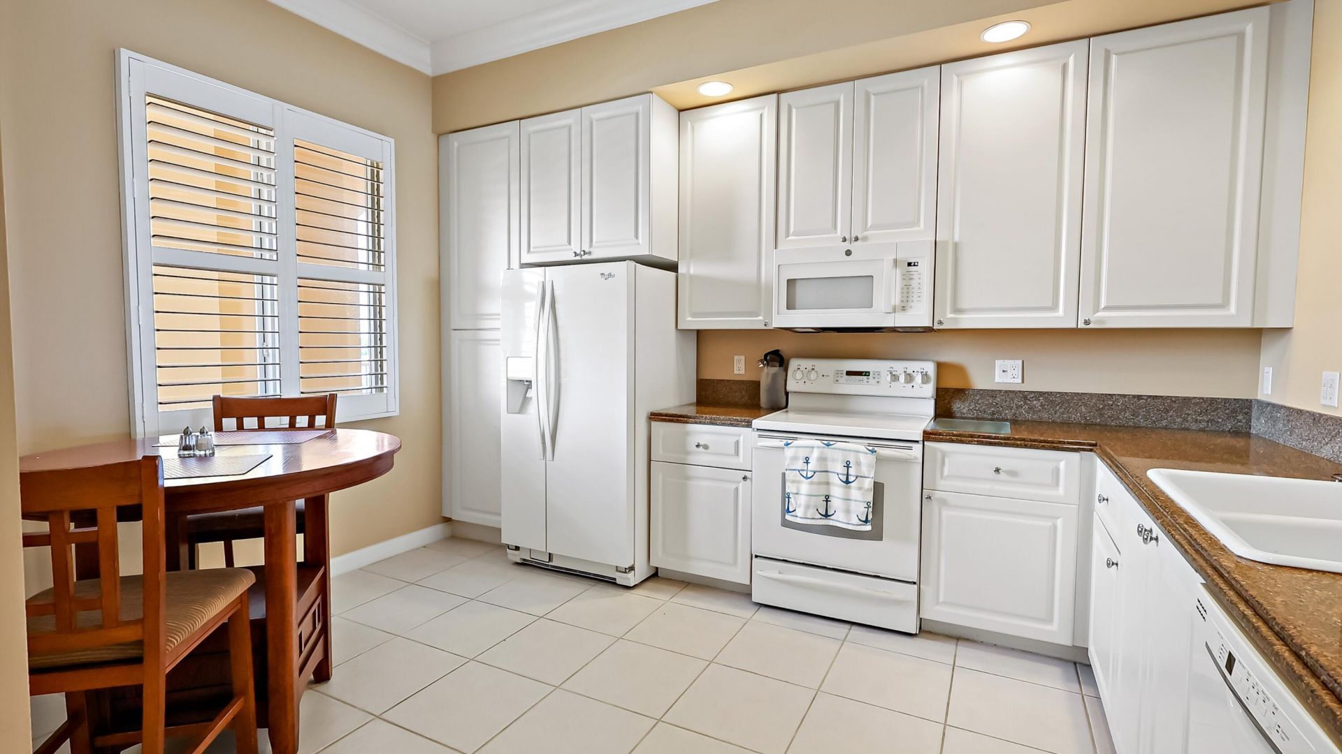 4 E Harbour Isle Drive E, Unit Ph04, Fort Pierce, FL 34949 Photo