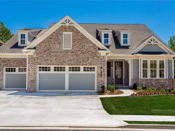 869 Salton Way , Hoschton, GA 30548