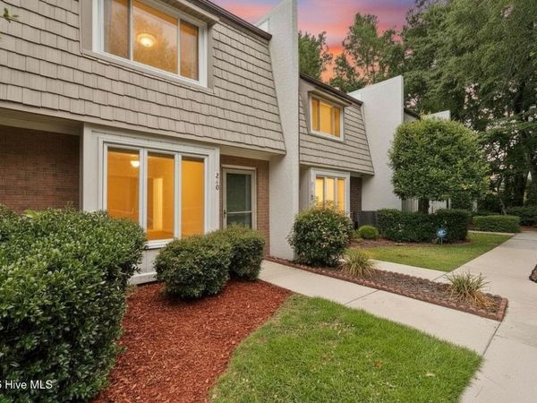 210 Cobblestone Drive, Wilmington, NC 28405