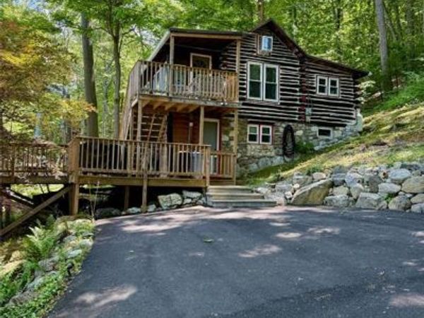 57 Lakeside Drive, SUSSEX, NJ 07461