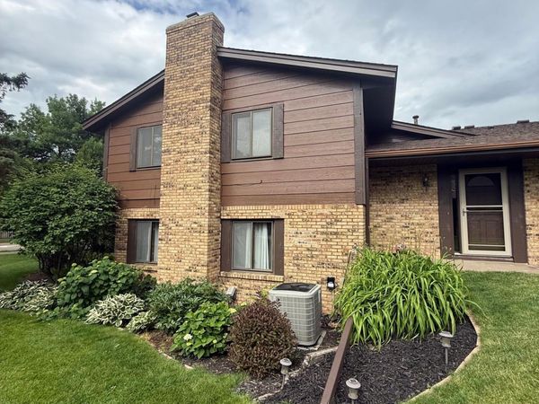 7111 Robinwood , Woodbury, MN 55125